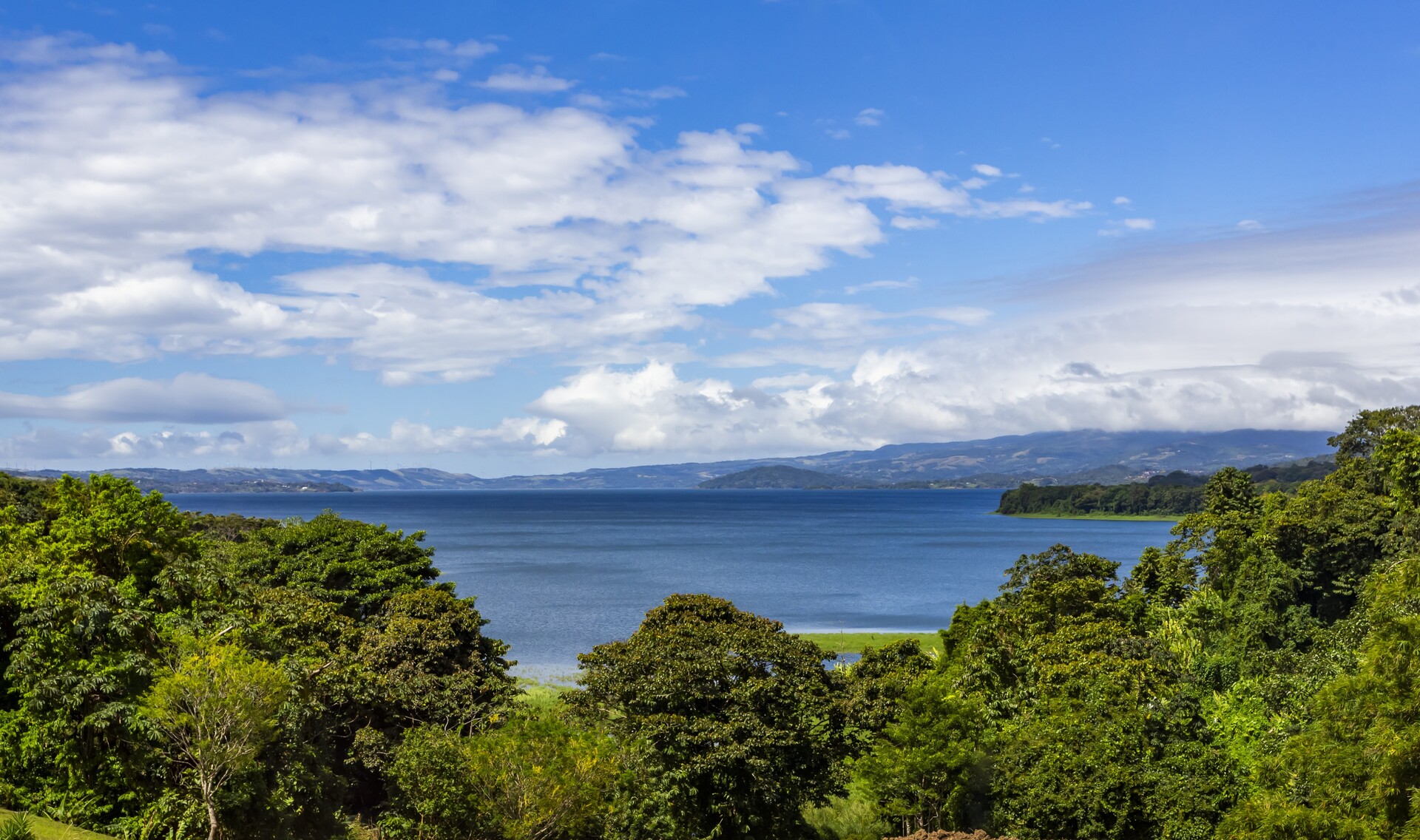 Top Areas to Invest in Around La Fortuna and Arenal: Where to Buy and Why